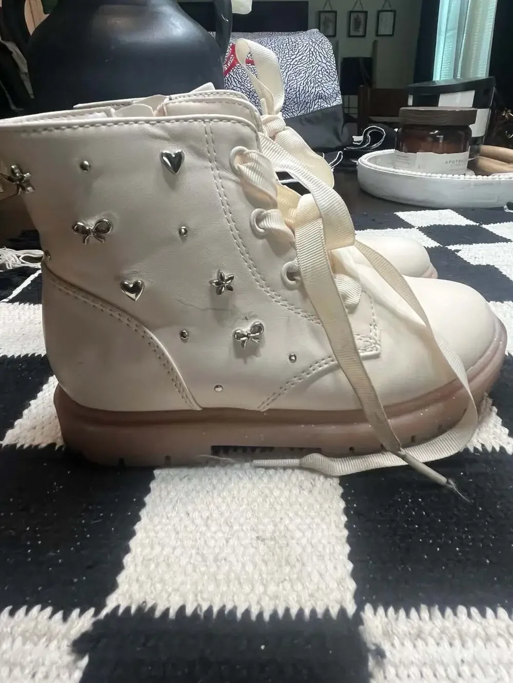 Cat & Jack Amaya Lace-Up Combat Boots with Heart and Bow Studs 12c